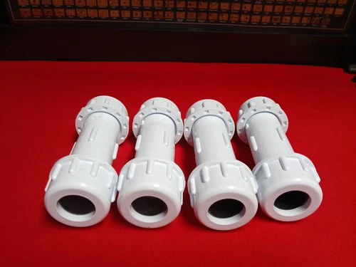Lot Of  4 Jones Stephens C12075 PVC IPS Compression Coupling FNIP Free Shipping  - Picture 2 of 4