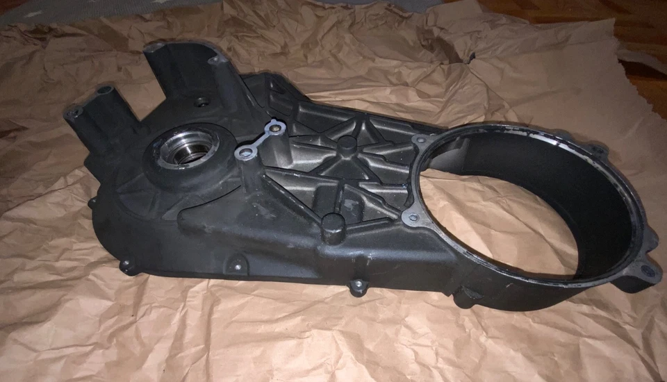 Harley Softail Fat Boy 2004 FLSTF cubierta de embrague de transmisión primaria interior 60620-94B Foto 2 de 4