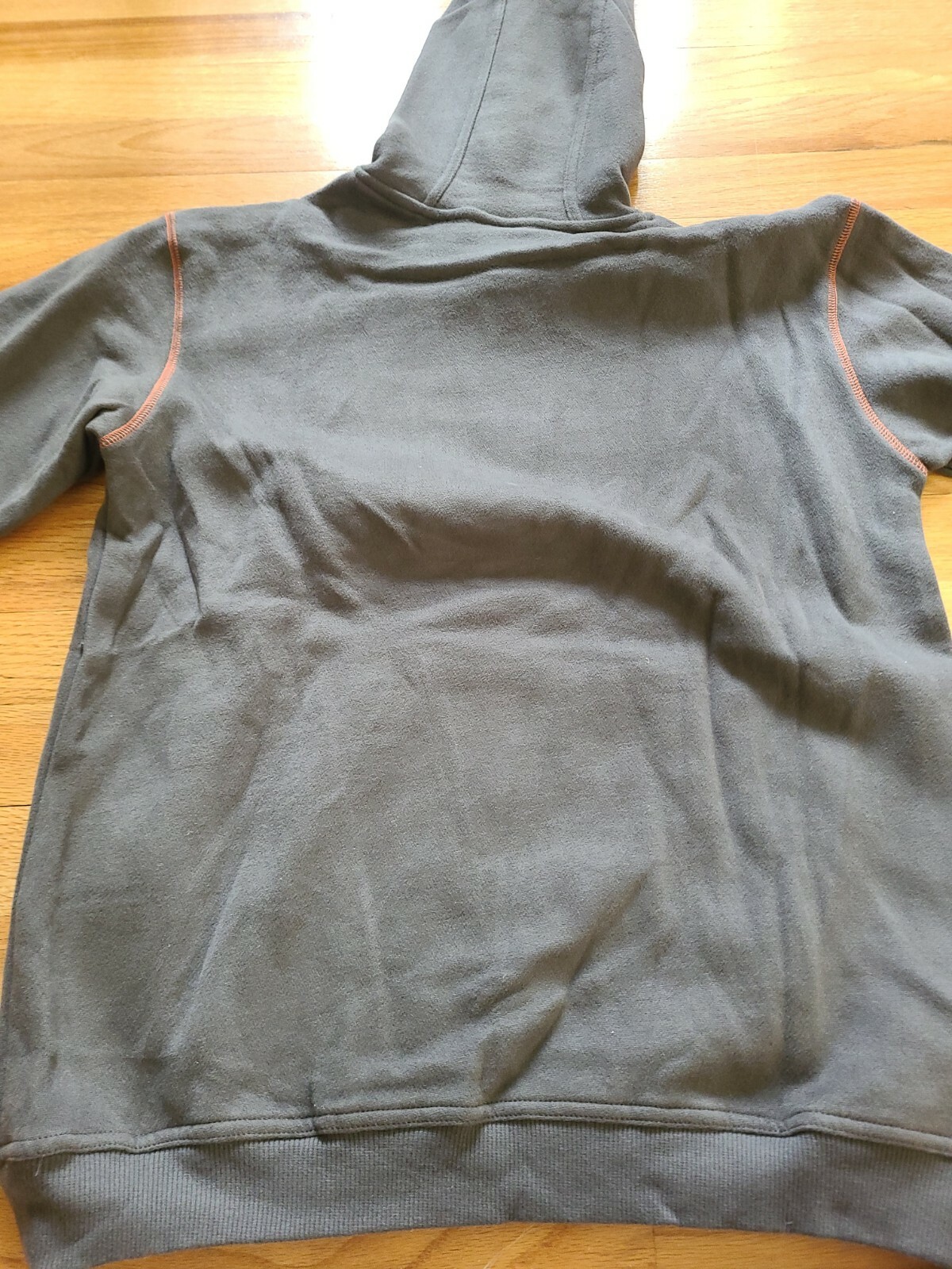 Nuovo con etichetta!! Felpa con cappuccio Fila grigia giovane taglia L pile scamosciato