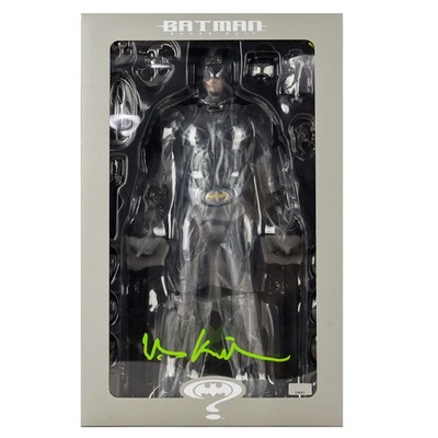 Val Kilmer Autographed Hot Toys 1995 Batman Forever 1/6 Scale Figure