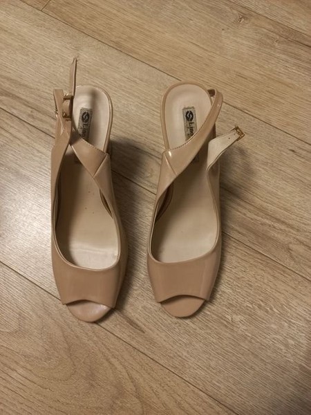 Women Heels Beige 39
