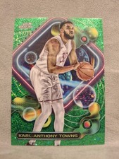 2023-24 Topps Cosmic Chrome #74 Karl-Anthony Towns Green /75 - New York Knicks