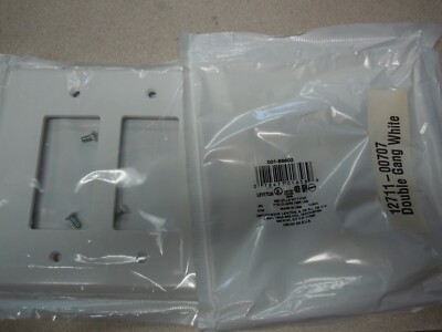 Leviton Decora 2-Gang Oversized Wallplate – White, Thermoset, Device Mount, For GFCI & Decora Switches