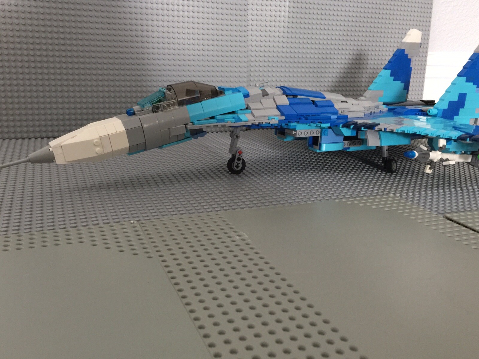 Su-27S Flanker-B - All-Weather Air-Superiority Jet Fighter