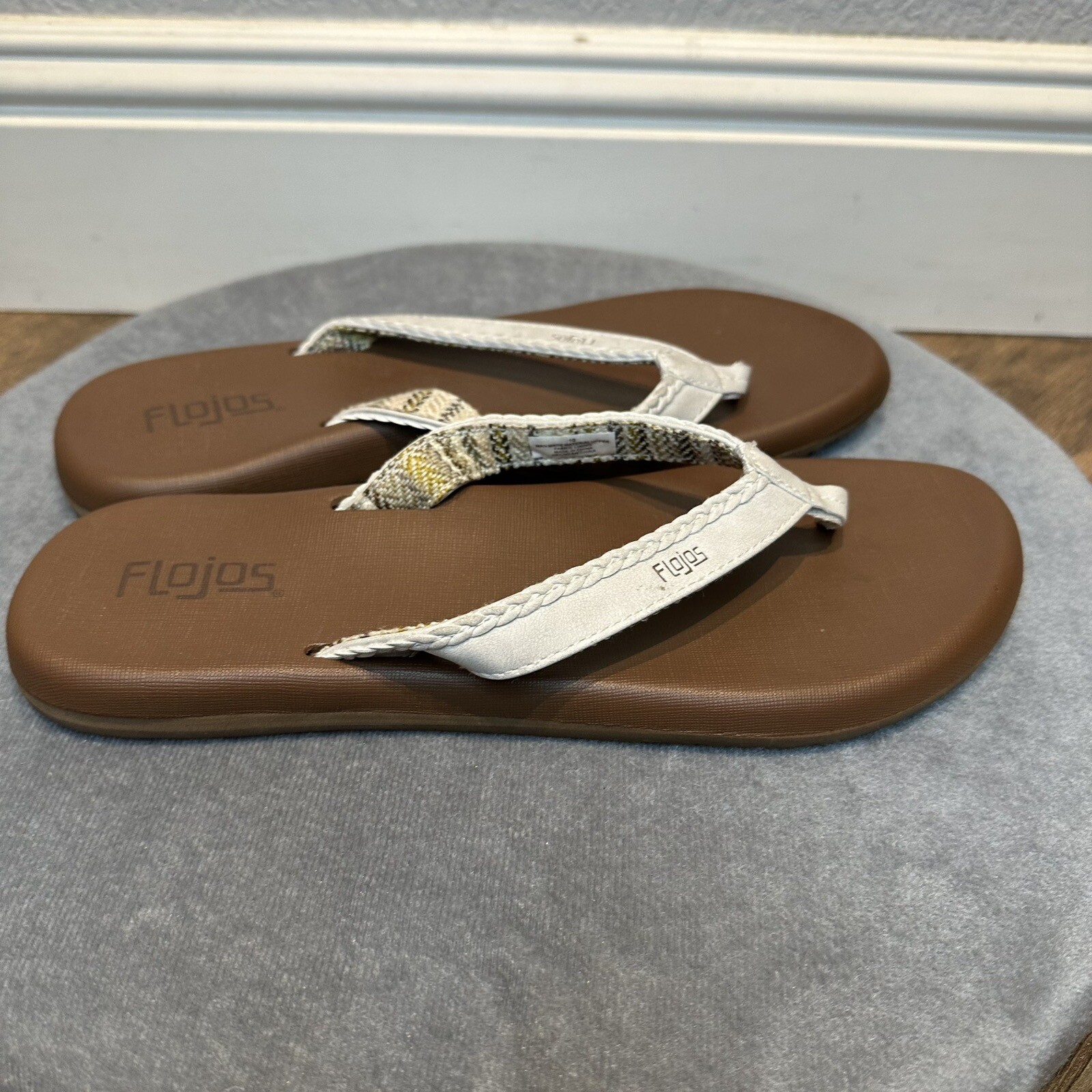 APL Infradito Flojos donna taglia 10 marrone con tomaia in camoscio