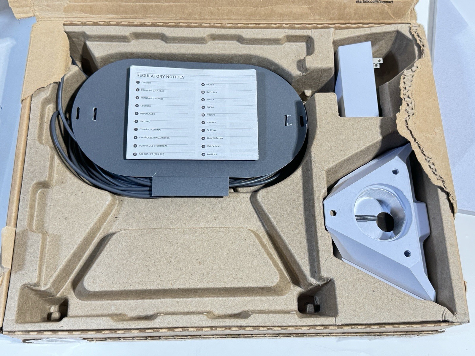 как выглядит Open Box STARLINK Mini Kit. Indicating Previously Registered. Parts Only фото