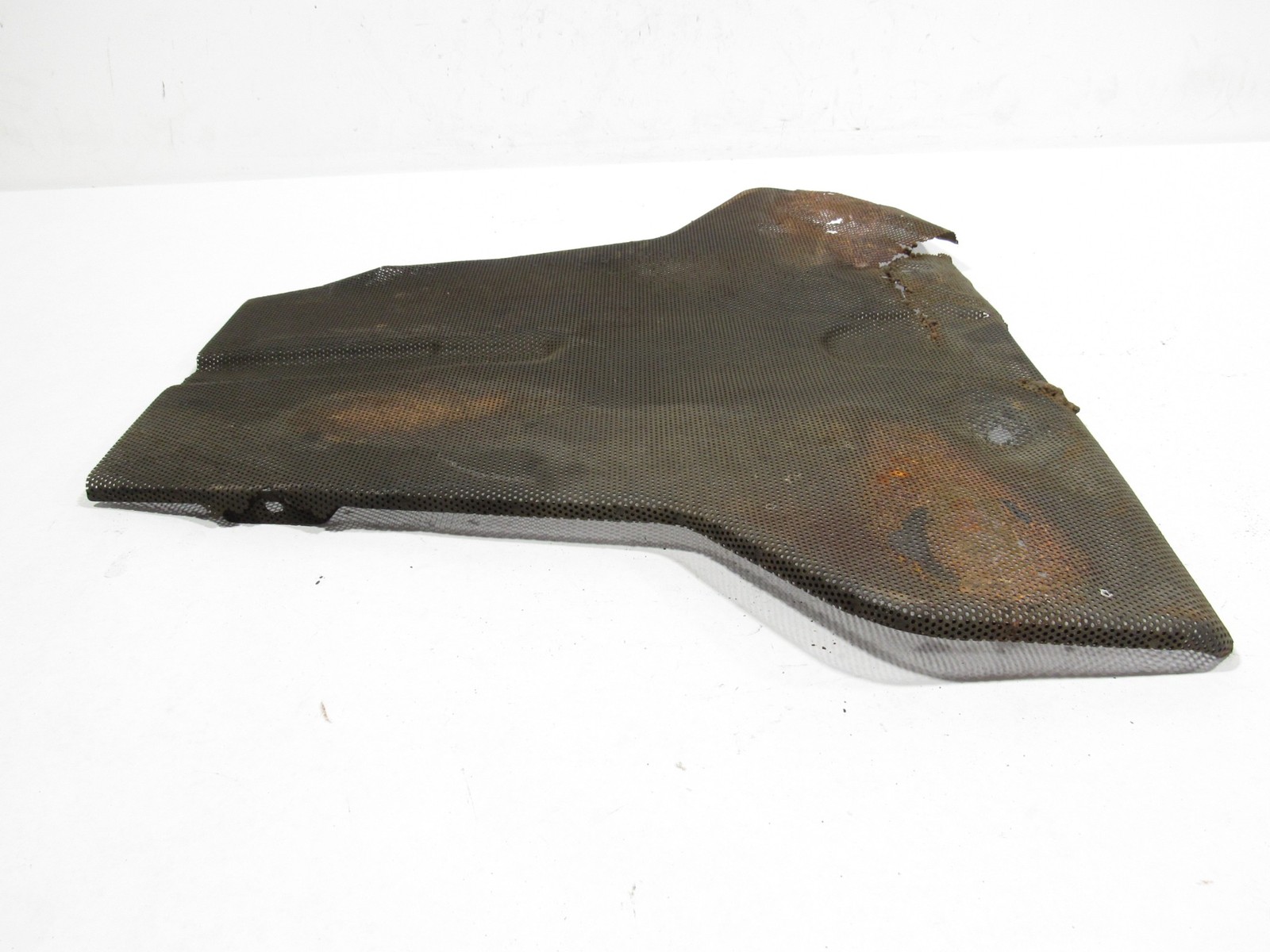 02-06 Maserati Coupe GT 2004 Under Exhaust Cover Shield ;