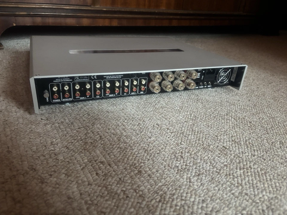 T+A PA 1260 R silber Vollverstärker - Bild 3 von 4