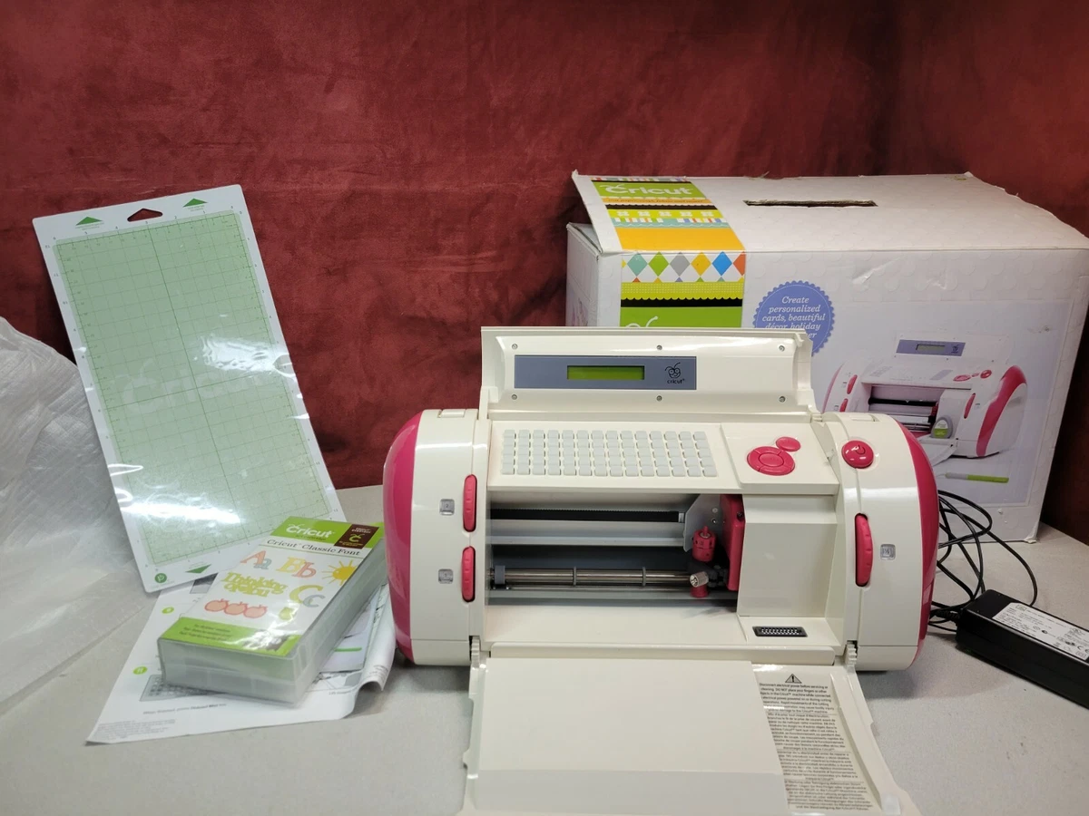 Cricut CRV001 Personal V1 Electric Cutter Machine Provo Craft And Cartridge