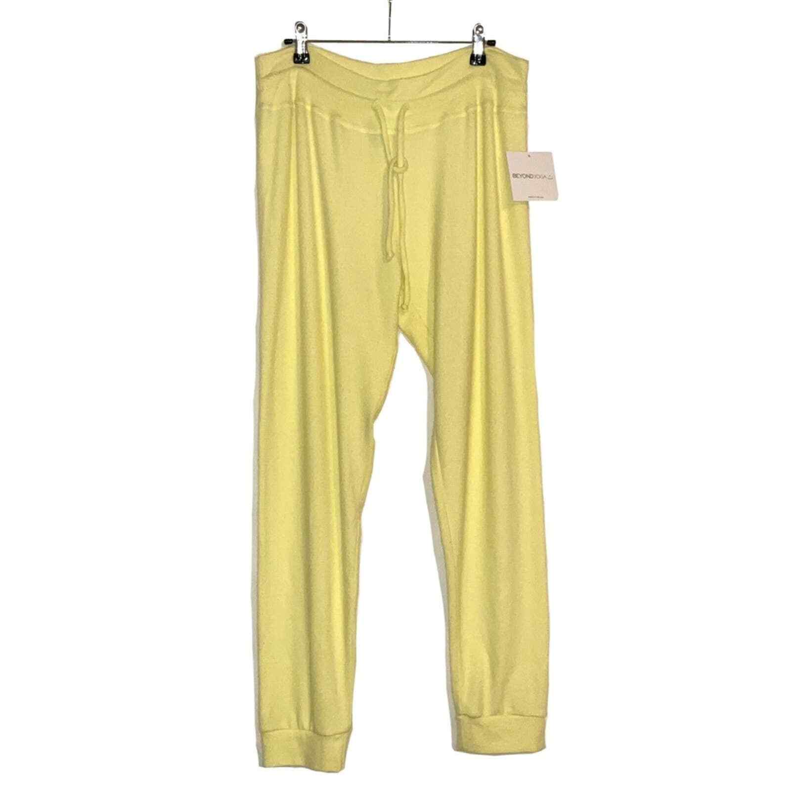 Beyond Yoga Lounge Around