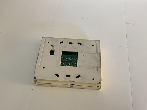 DSC MAXSYS LCD 4501Z Programmable Message LCD Keypad - Picture 4 of 4