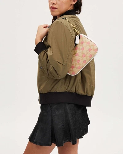 Bolso de hombro COACH Teri bidireccional con estampado de corazón CP190 - Imagen 6 de 10