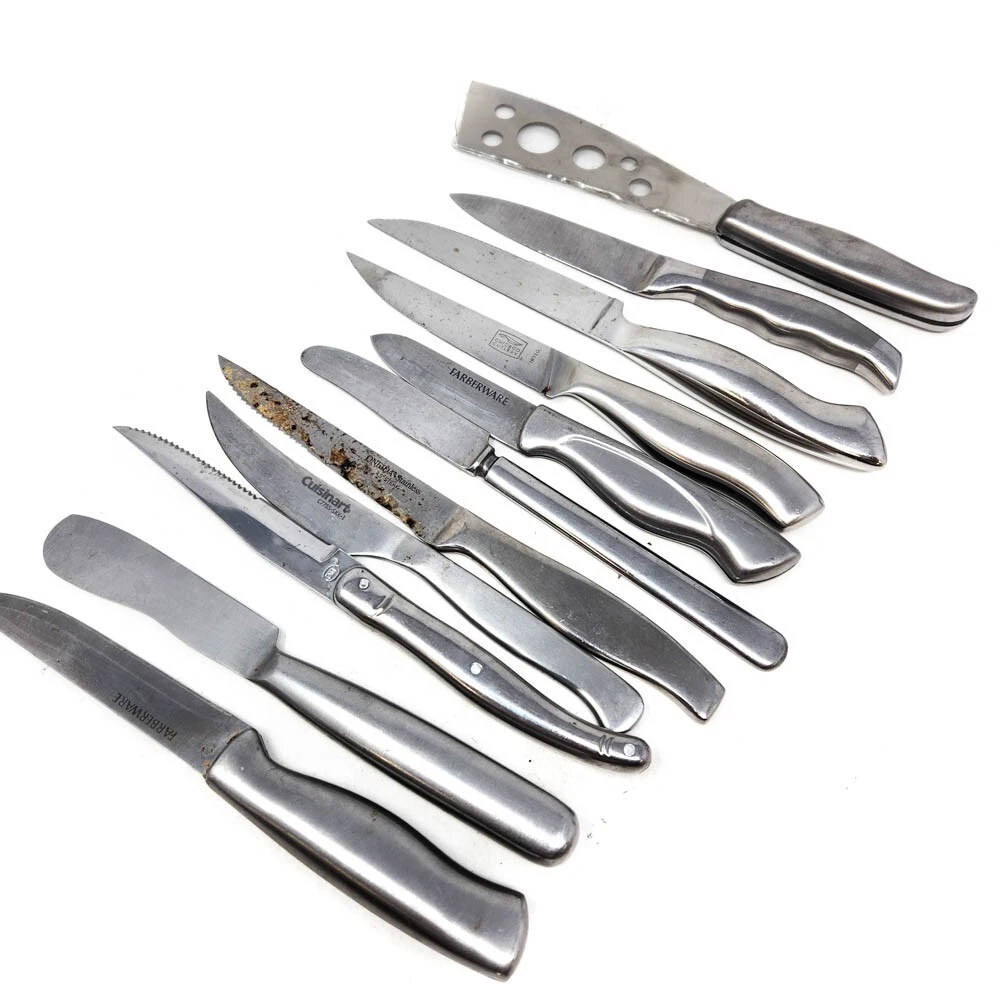 11 Pcs Chicago Cutlery, Oneida, Cuisinart, Farberware and Assorted Knife Set
Opens in a new window o