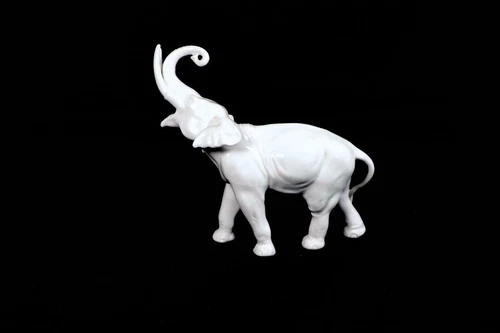 Wellendorf Figuren Porcelain Elephant Figurine