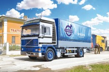 Italeri 3945 Volvo F-16 Globetrotter Canvas Truck 1:24 Plastic Model Truck Kit