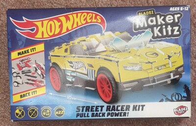 Hot Wheels 1:32 Bladez Maker Kitz - Build and Race Kit Street Racer - Neu Versiegelt