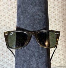 Vtg Ray-Ban RB2140 Wayfarer Classic Sunglasses Tortoise Green Lens Unisex