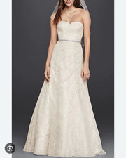 David's Bridal White Lace Sweetheart A-Line Wedding Dress Beading Size 4