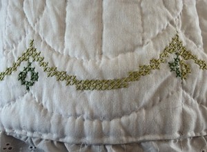 Vtg White Handmade Quilt Cross Stitch Light Batting Queen 96” x 87”