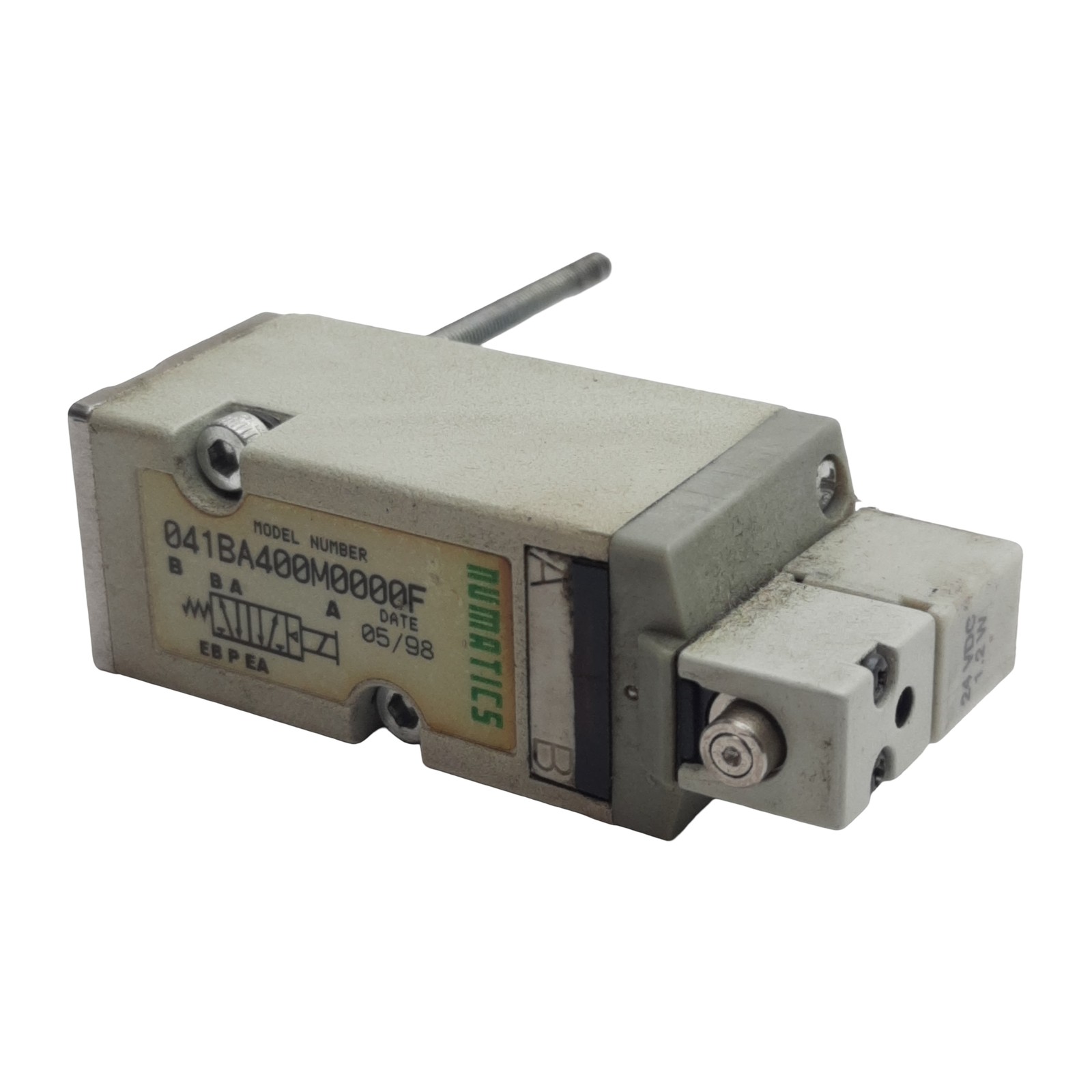 Numatics 041BA400M0000F Solenoid Valve 2/4-Way, 1/8in Valve, 150psig, 24VDC Coil