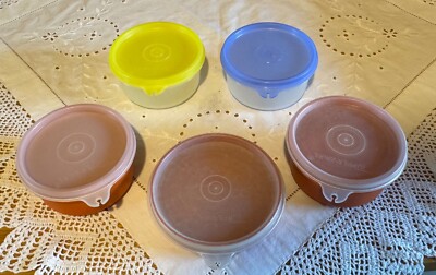 Tupperware 5er Set kleine runde Behälter 4 x Modell #1321 & 1 x Modell #1286