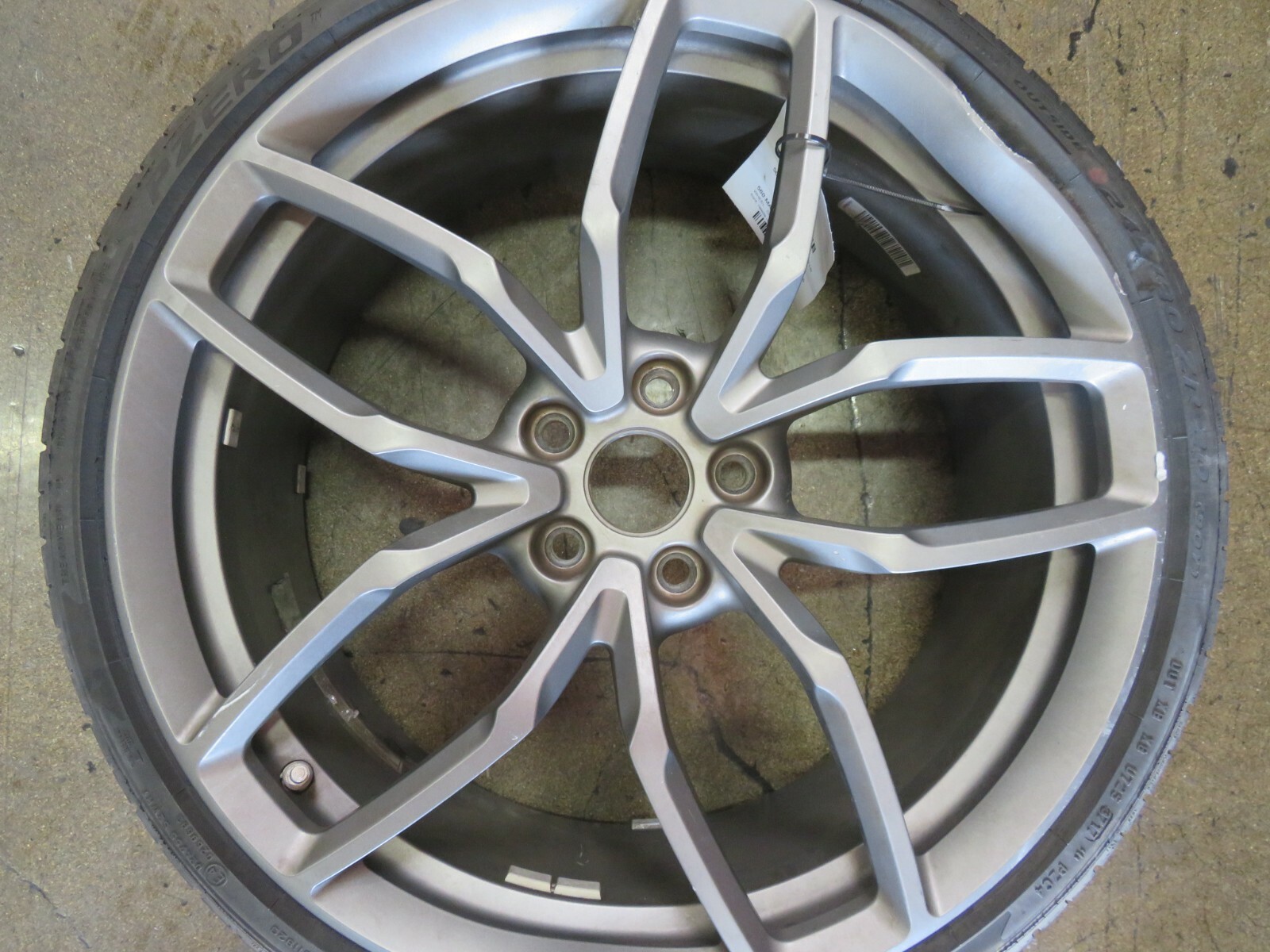 Lamborghini Huracan, LP 580, Front Wheel, Used, Bent, Damaged, P/N 4T0601017AQ