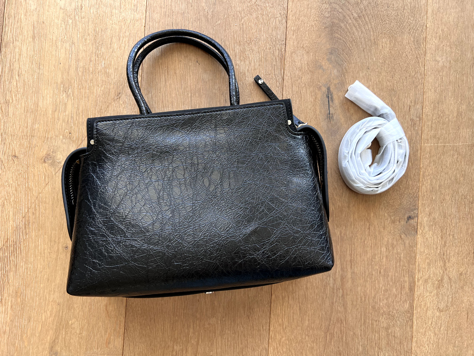 Tory Burch | Mercer Distressed Leather Satchel | OS | BNWOT | RRP $1879 image 2