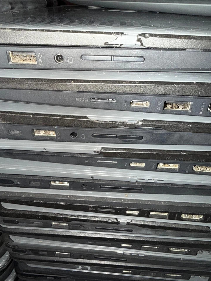 HP ProBook x360 11 G2  11.6" Touchscreen, i5, 8GB, 128GB SSD **See Description** - Image 3 of 4