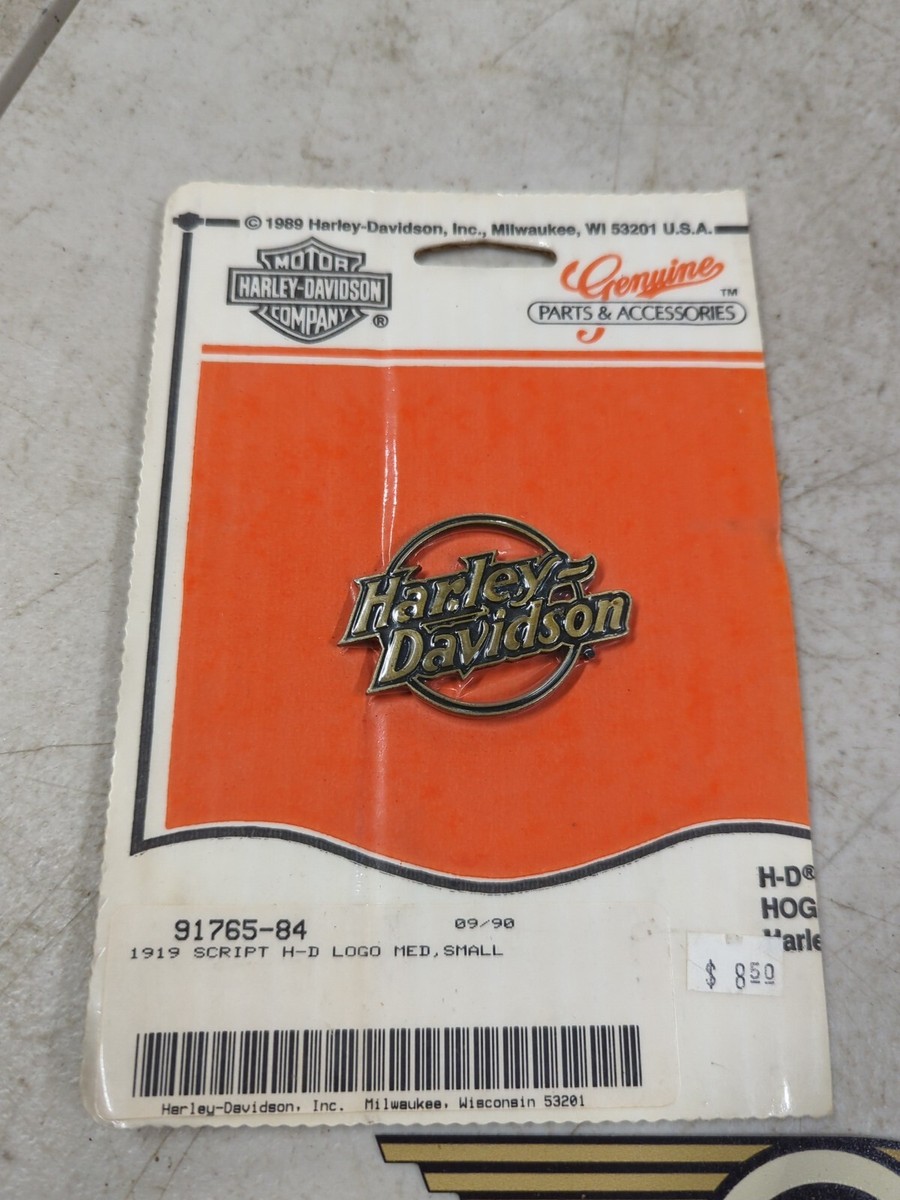 NOS OEM Harley Davidson 91765-84Small script hd logo | eBay