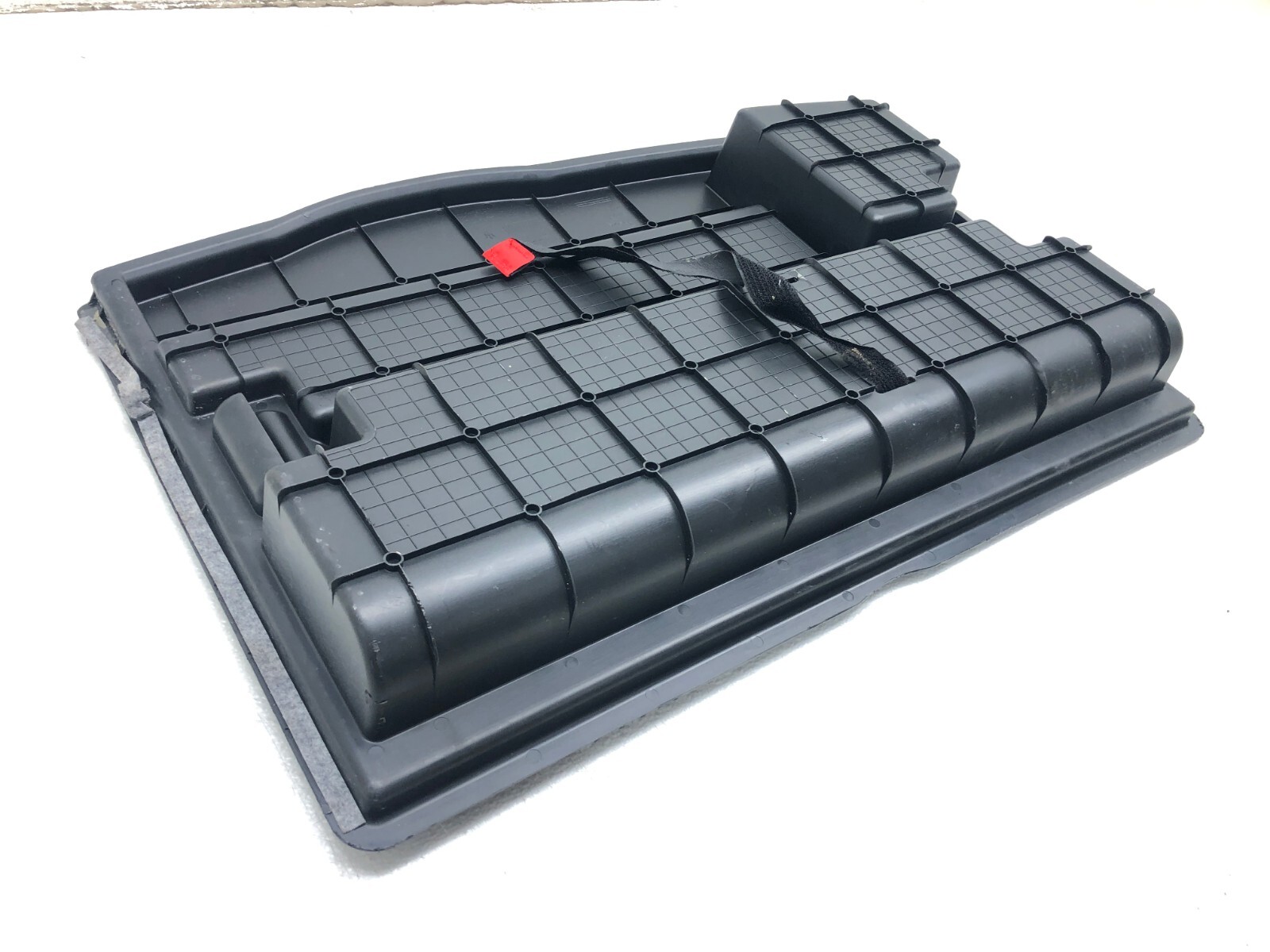 2017-2020 MASERATI LEVANTE REAR TRUNK FLOOR STORAGE CONTAINER TRAY OEM
