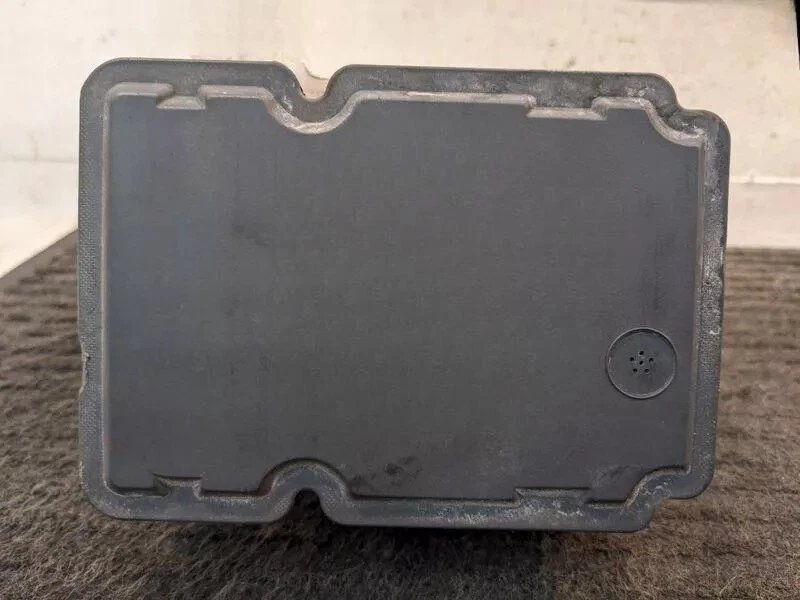 2009-2010 Dodge Charger Chrysler 300 ABS Anti-Lock Brake Pump Module Assembly - Image 3 of 4