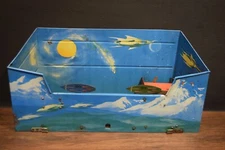 VINTAGE  SPACE SHIP  TARGET ACTION GAME No Gun Wind up moving Target