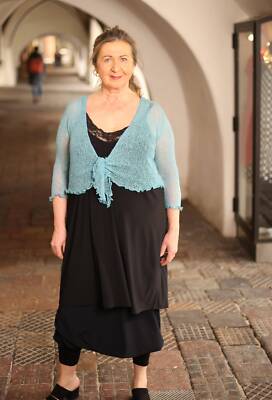 IKAT Lagenlook BOLERO STRICK JACKE Gr 42 bis 52 matt grün