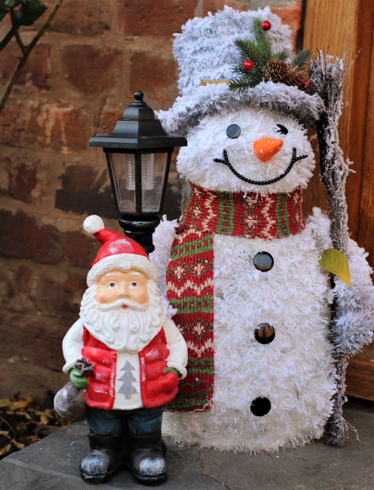 Garden Ornaments Solar Father Christmas Santa decoration Outdoor