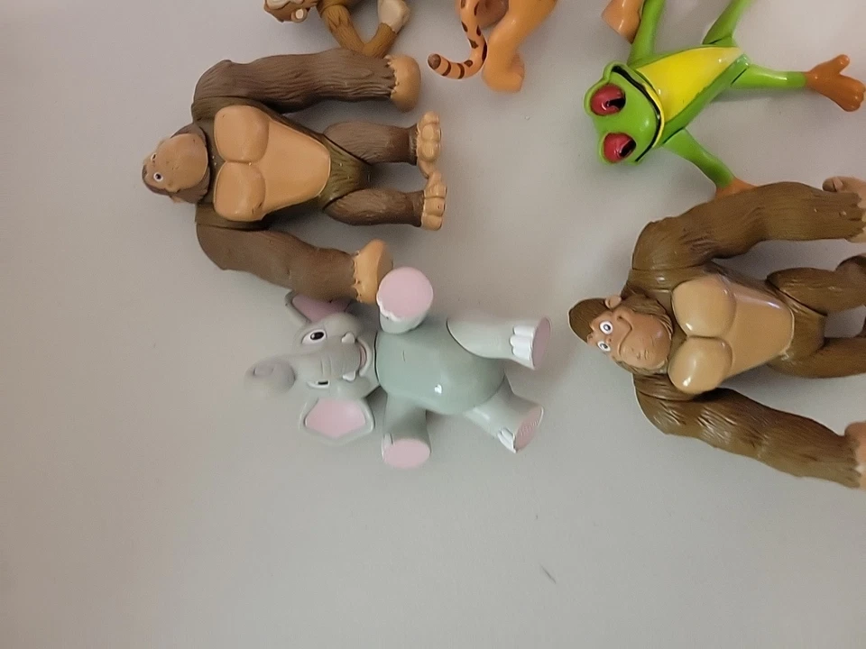 Rainforest Cafe Gorilla Ape Monkey Tiger elephant frog etc... figures toy lot - Image 2 of 4