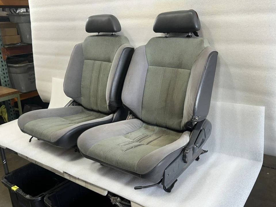 1986 1987 1988 1989 TOYOTA CELICA ST DRIVER PASSENGER FRONT SEATS COUPE GRAY Foto 3 de 4