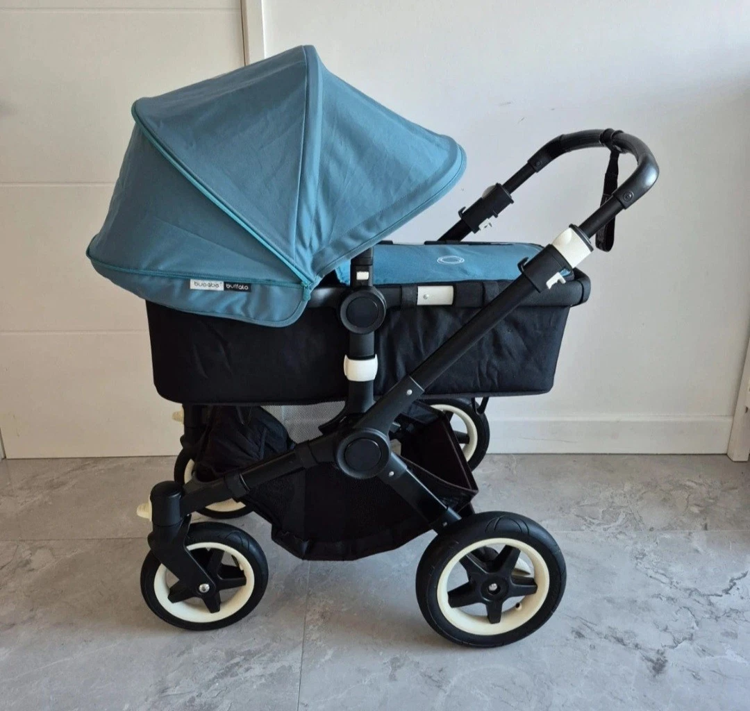 Bugaboo Buffalo Extandable Sun Canopy Hood with Apron Petrol Blue
Opens in a new window or tab