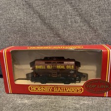 Hornby R6069 14T Tanker "Shell Electrical Oils" in Brown livery  