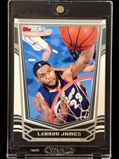LeBron James DUNKING TOPPS CLEVELAND CAVALIERS CARD MINT