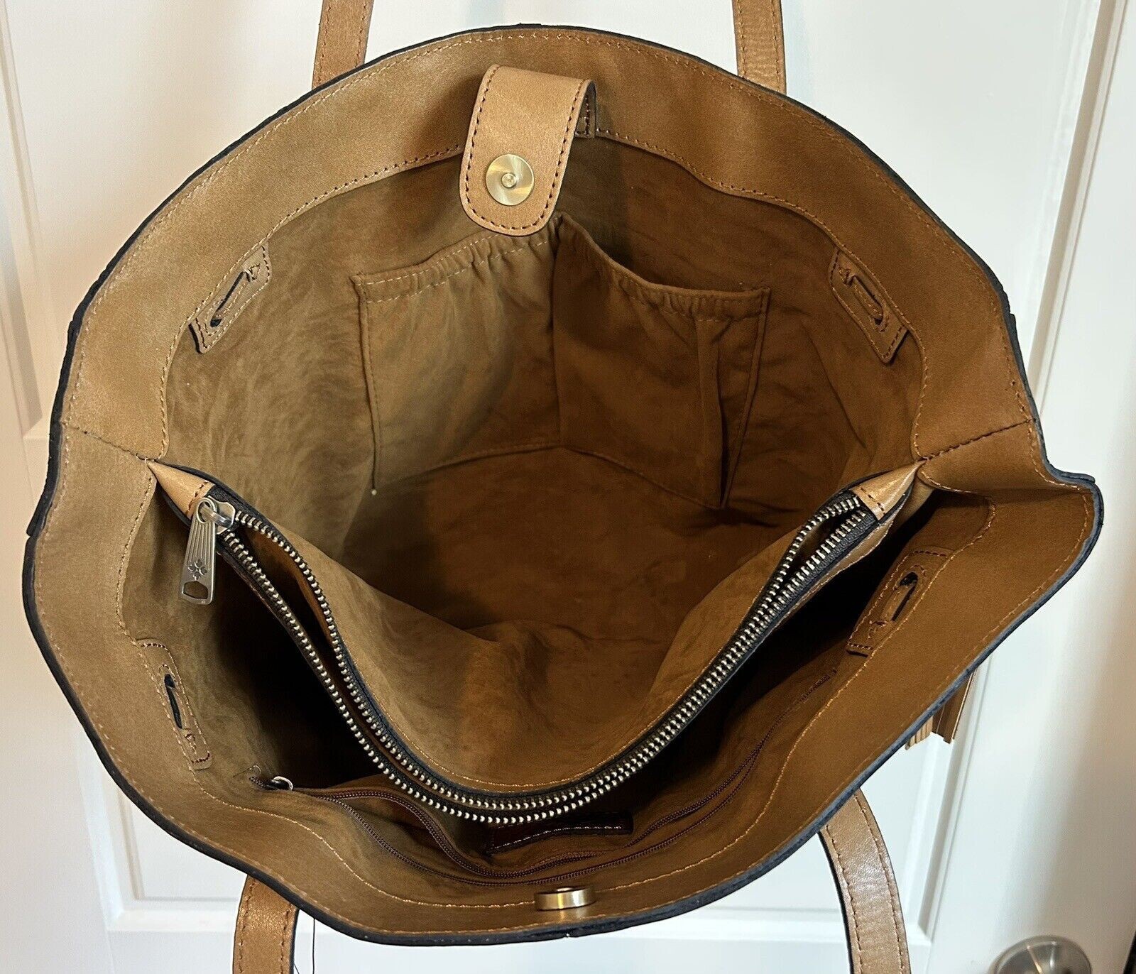 NWT PATRICIA NASH Kemble Tote Large TOOLED LEATHER Biscuit Beige w ...