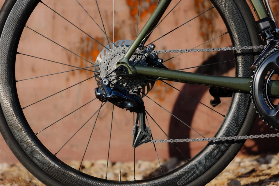 Cannondale CAAD13 62CM Dura-Ace 9150 Di2 Zipp 303 NSW Onyx Hubs FOR TALL RIDERS - Image 3 of 4