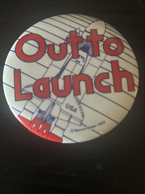 space shuttle Out to launch Souvenir Pin 1982. 