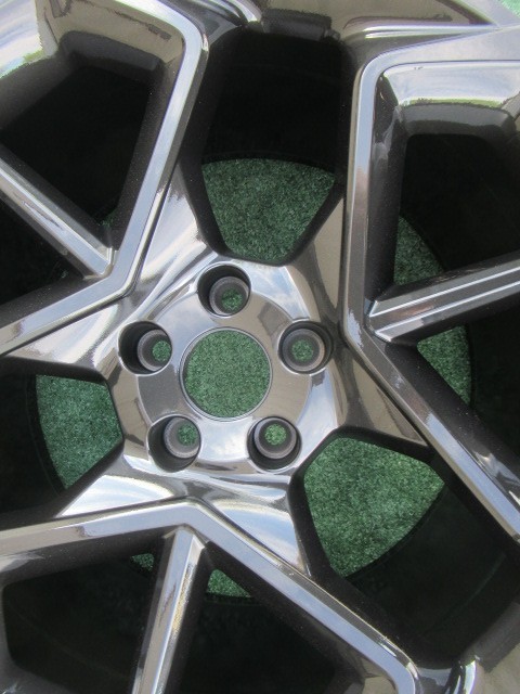 (1) MASERATI MC20 OEM FACTORY REAR 20X11 WHEEL RIM DARK GREY COLOR 670163877