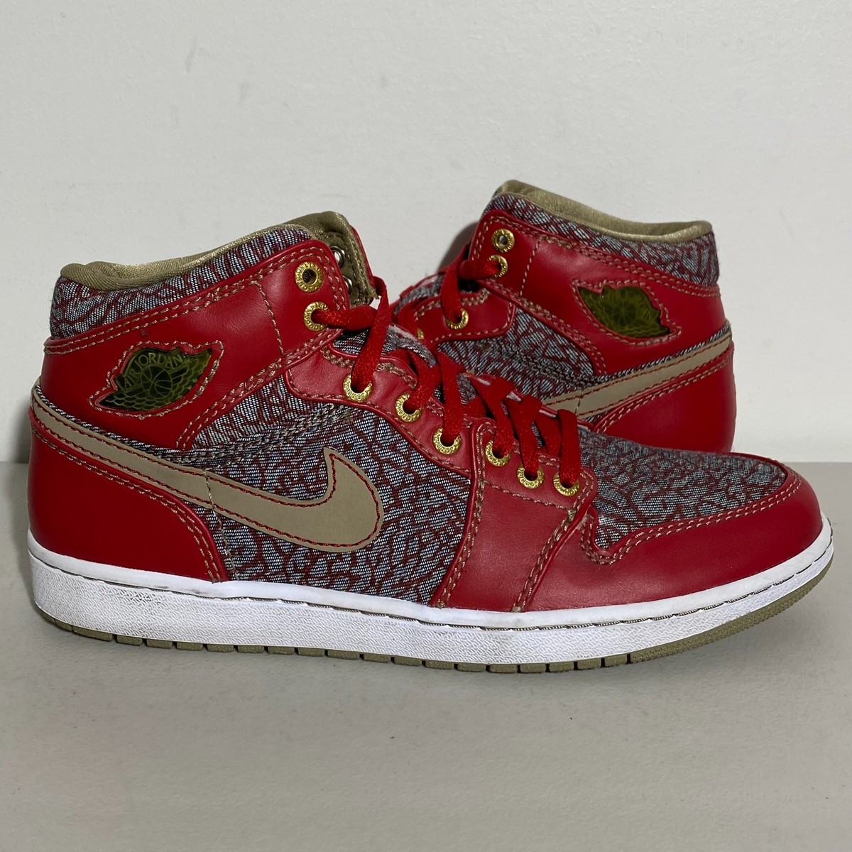 Size 12 - Air Jordan 1 Retro OG Levi's Pack Sneakers ONLY 318475
