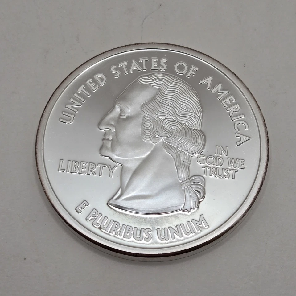 1999-2008 Giant .999 Fine Silver CLAD Commemorative US States Quarter 2 1/2"  - Image 3 of 4