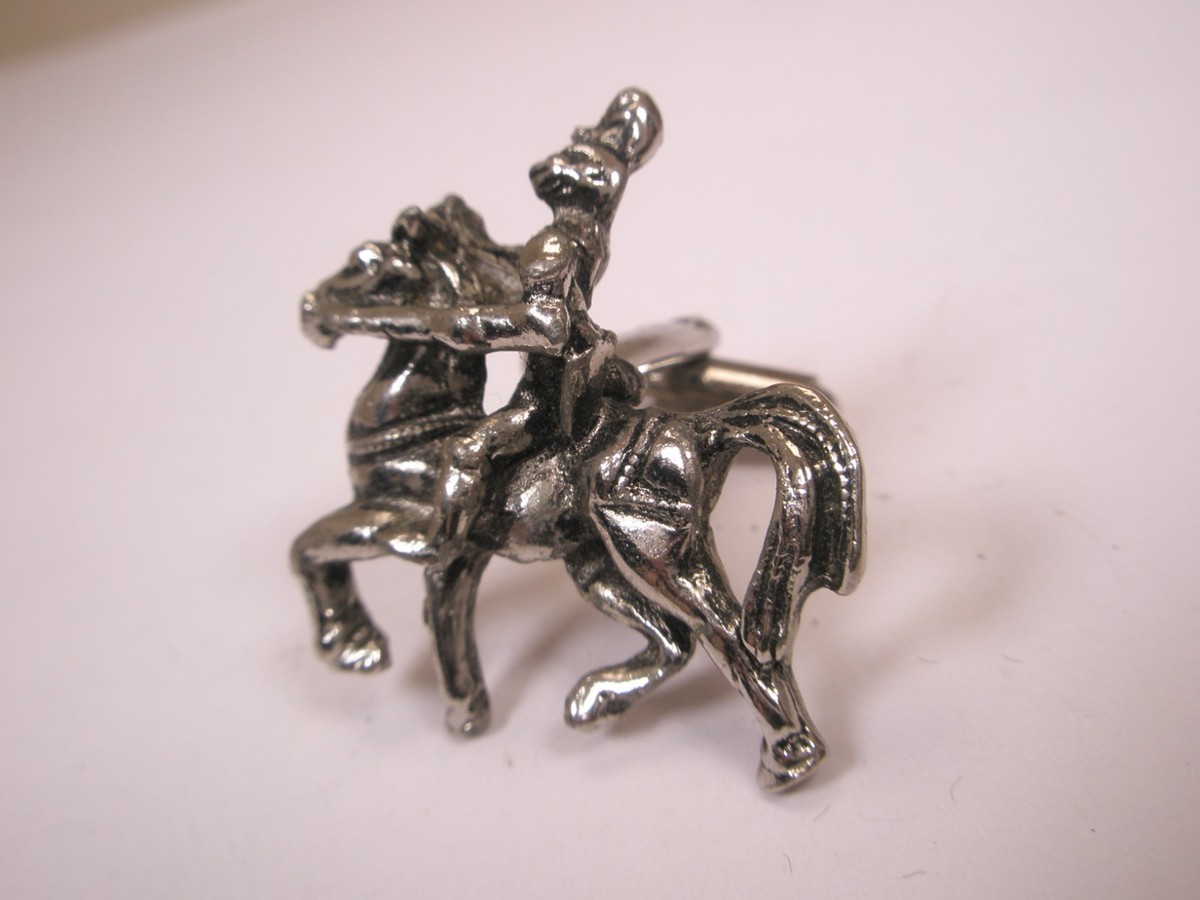 Mounted Armored Horse Knight SINGLE Vintage Cuff Link replace lost/broken zs14 View 4
