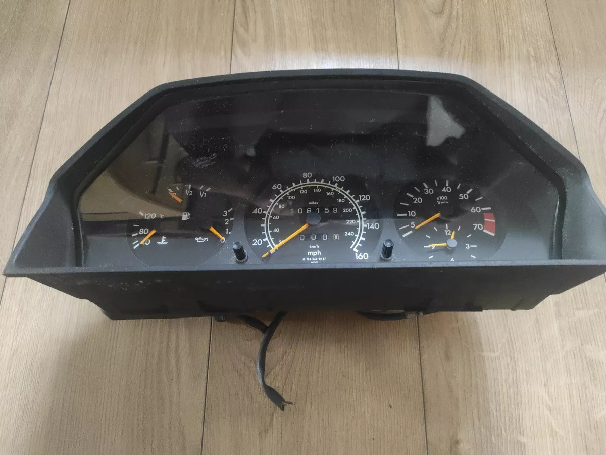 MERCEDES BENZ W124 INSTRUMENT DASH CLUSTER 1245431625