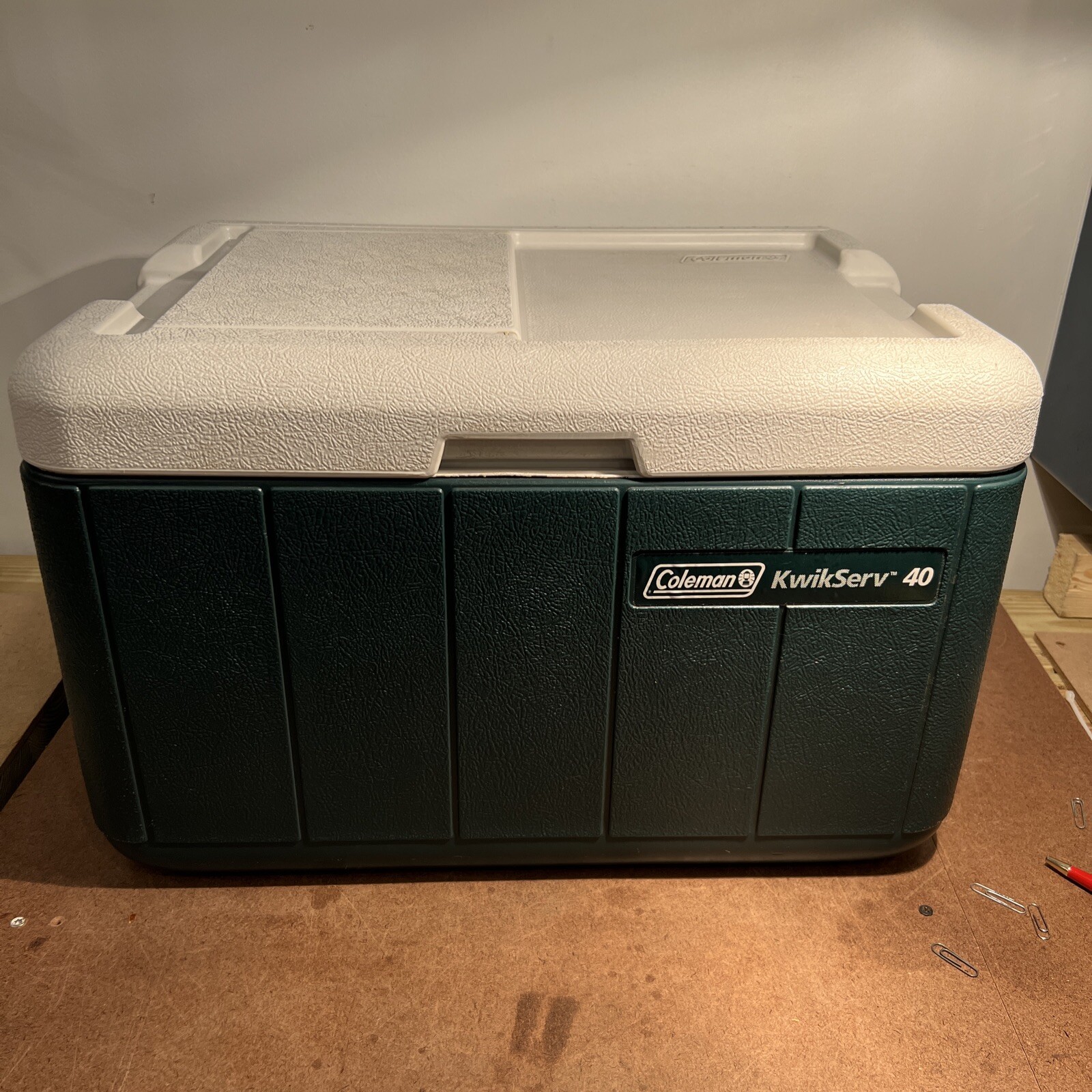 Vintage Coleman KwikServ 40 Ice Chest Cooler Grelly USA