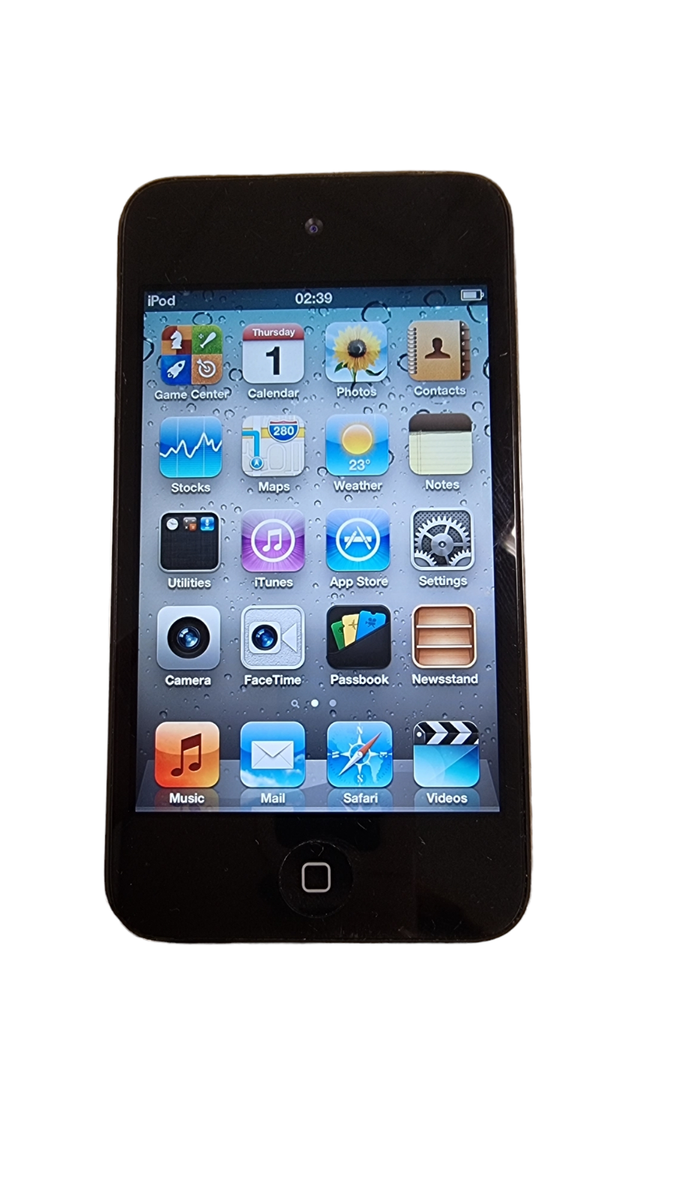 Apple iPod A1367 4th Generation Touch 32 GB Black used turning on