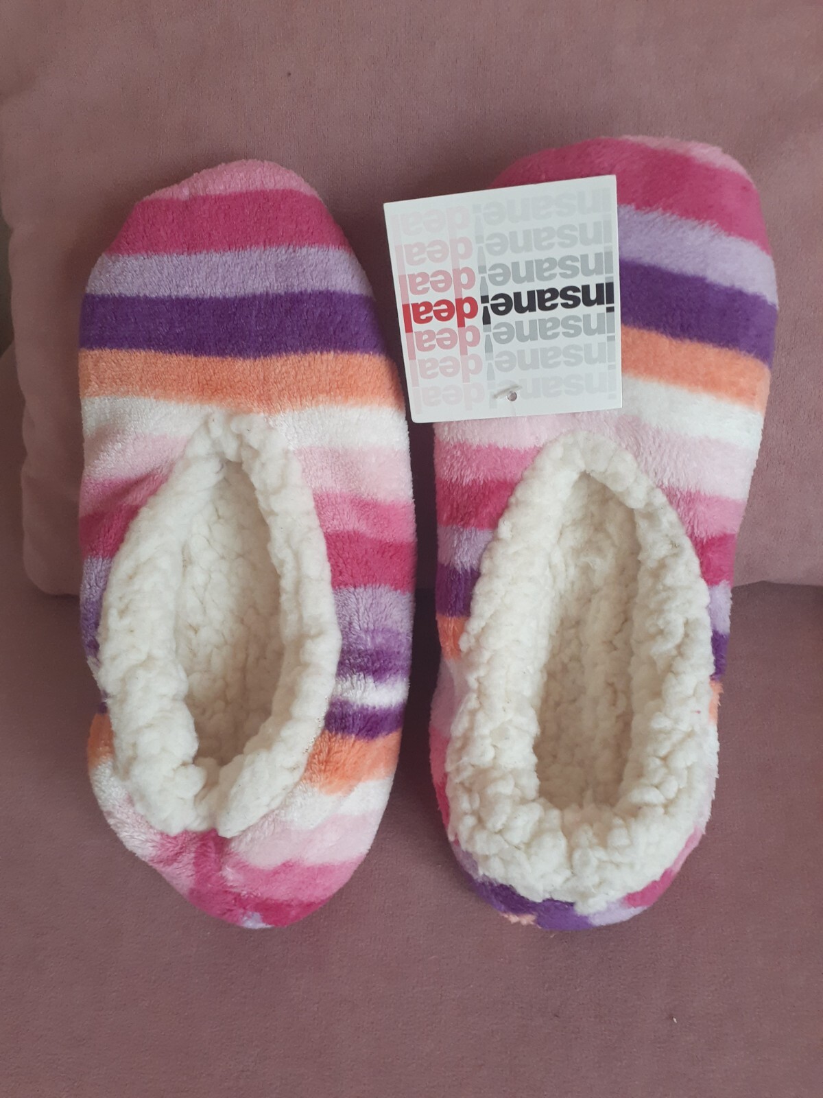 Warm soft plush fuzzy colorful slippers house shoes non-slip sole size M-image